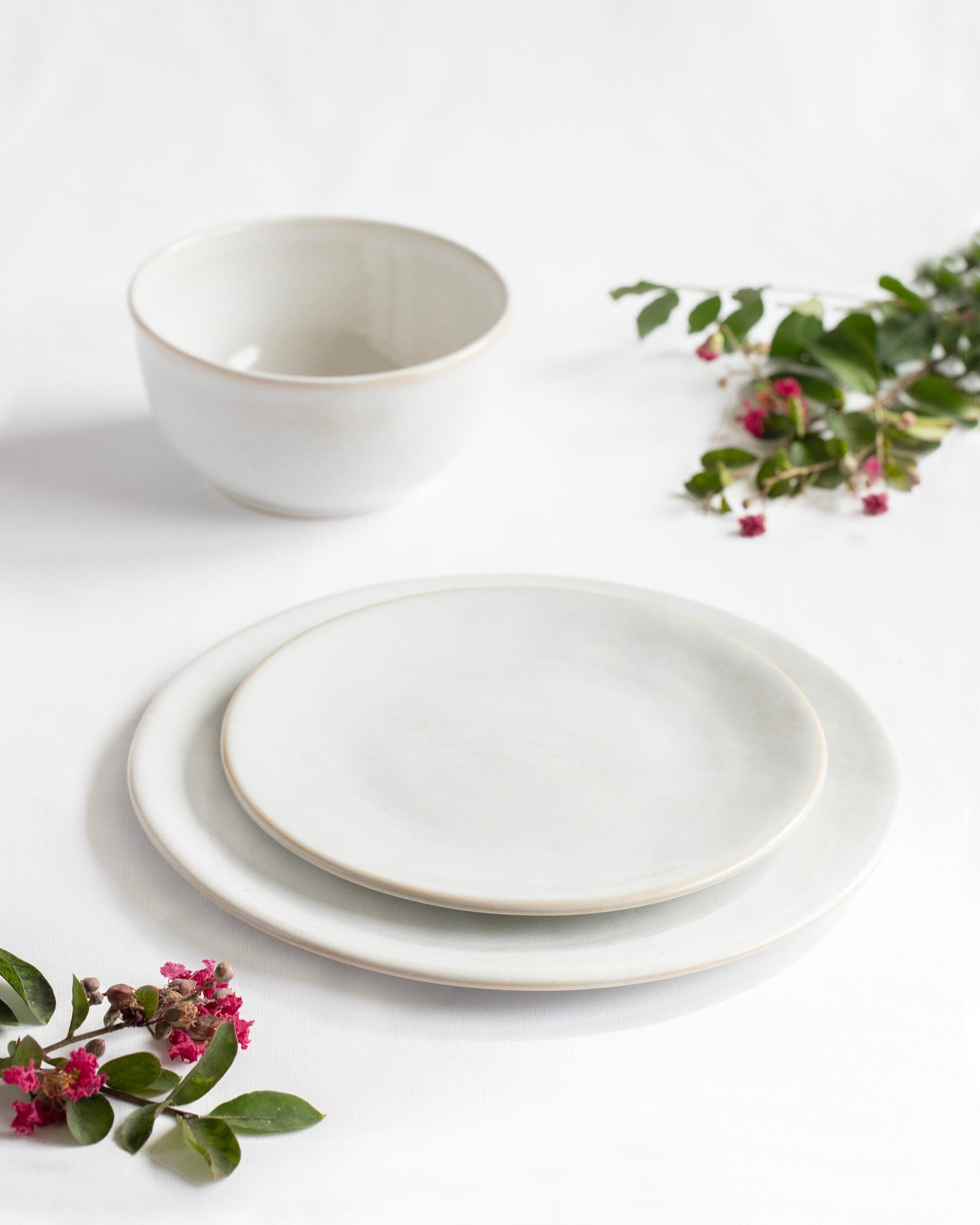 Roda Piedra 12-piece Dinner Set