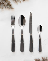 Sabre Paris Gustave 24-piece cutlery set