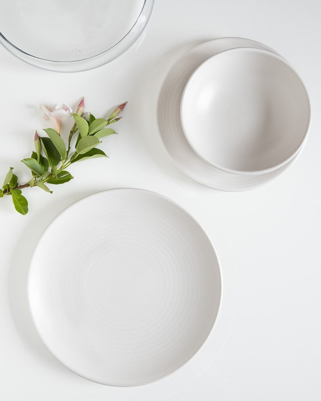Dinner Plate Pearl